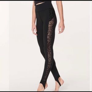 Lululemon Lace Stirrup Leggings
